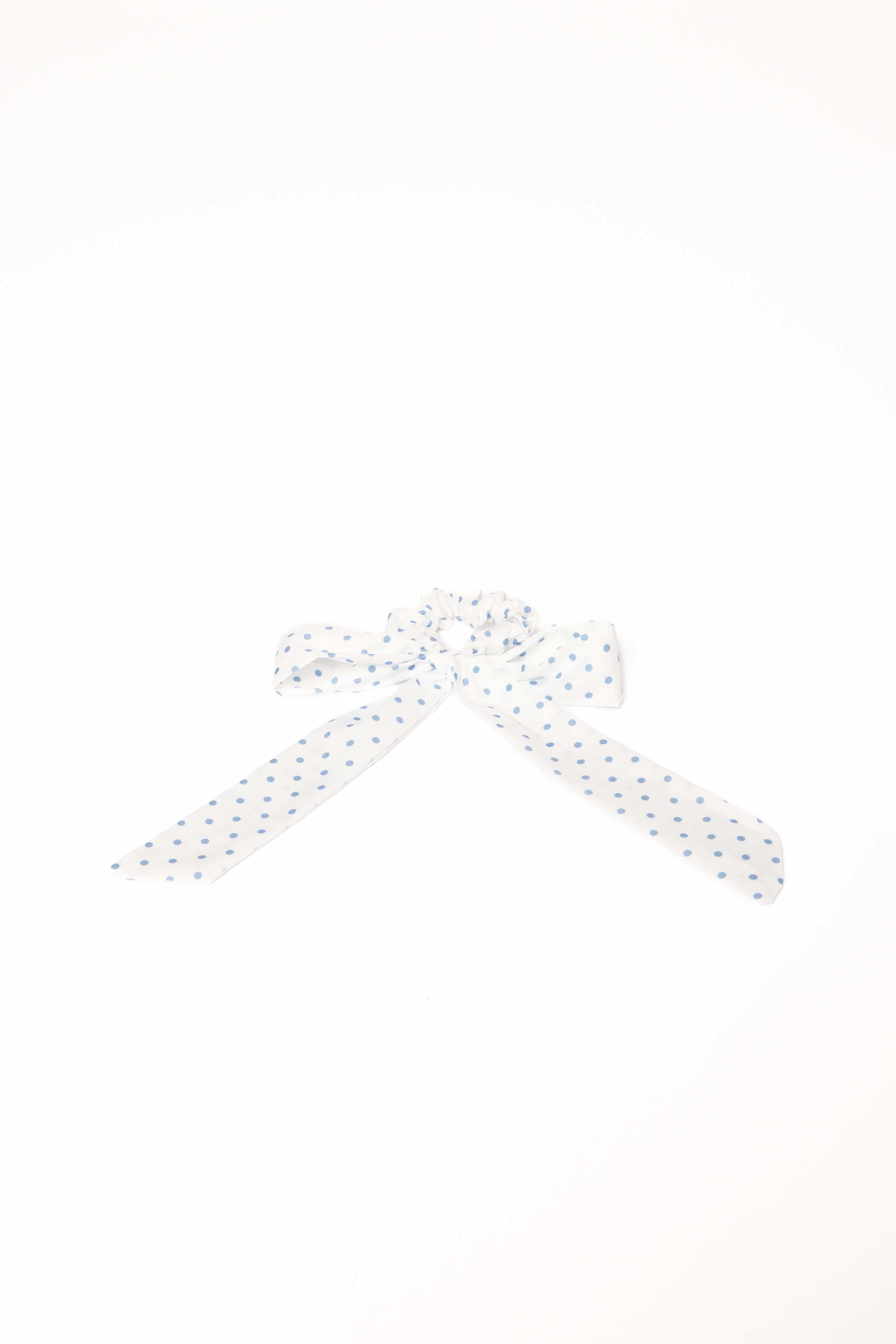 Cass Bow Scrunchie - White