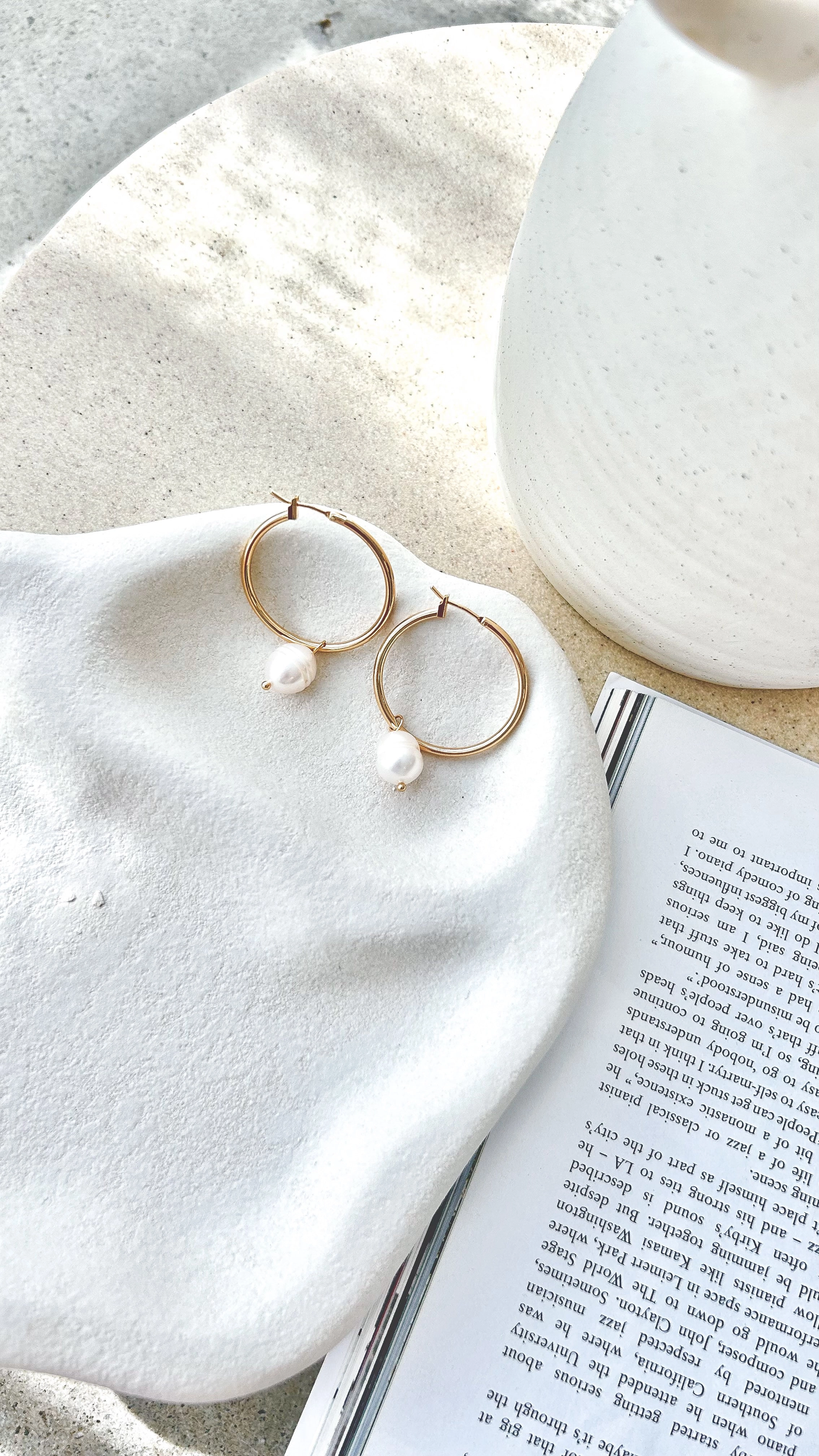 Freshwater Pearl Drop Midi Hoops - Gold