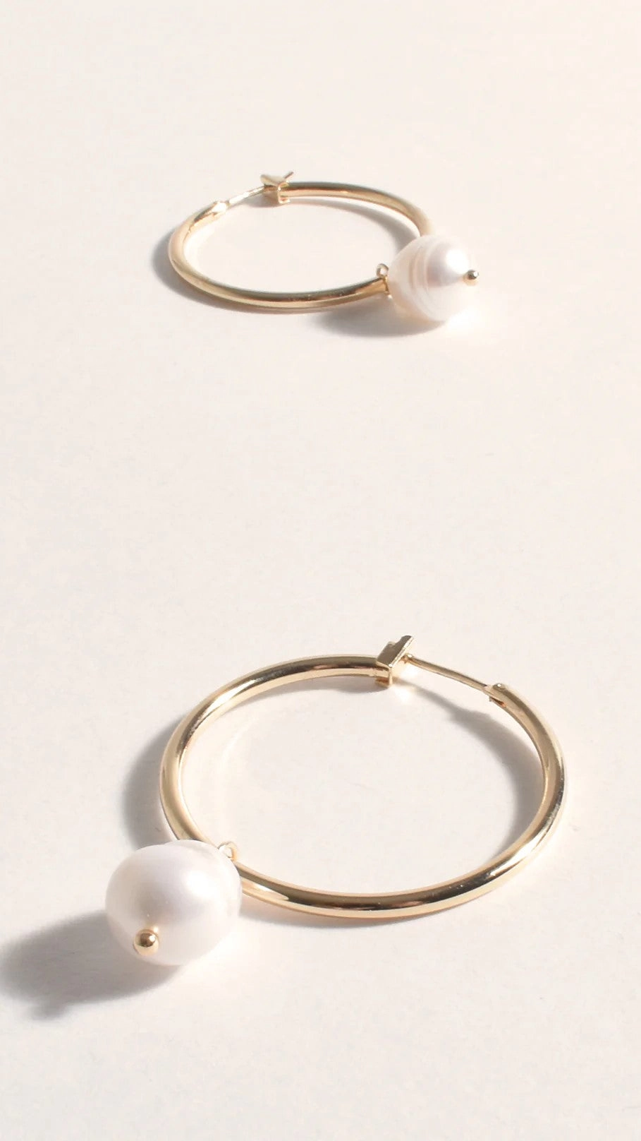 Freshwater Pearl Drop Midi Hoops - Gold